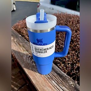 Stanley Quencher 30oz Tumbler Iris